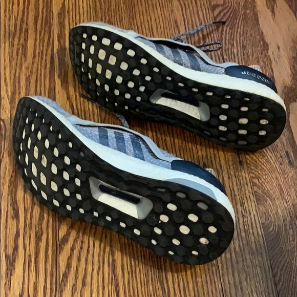 Adidas Ultraboost Tennis Shoe - Picture 3 of 5